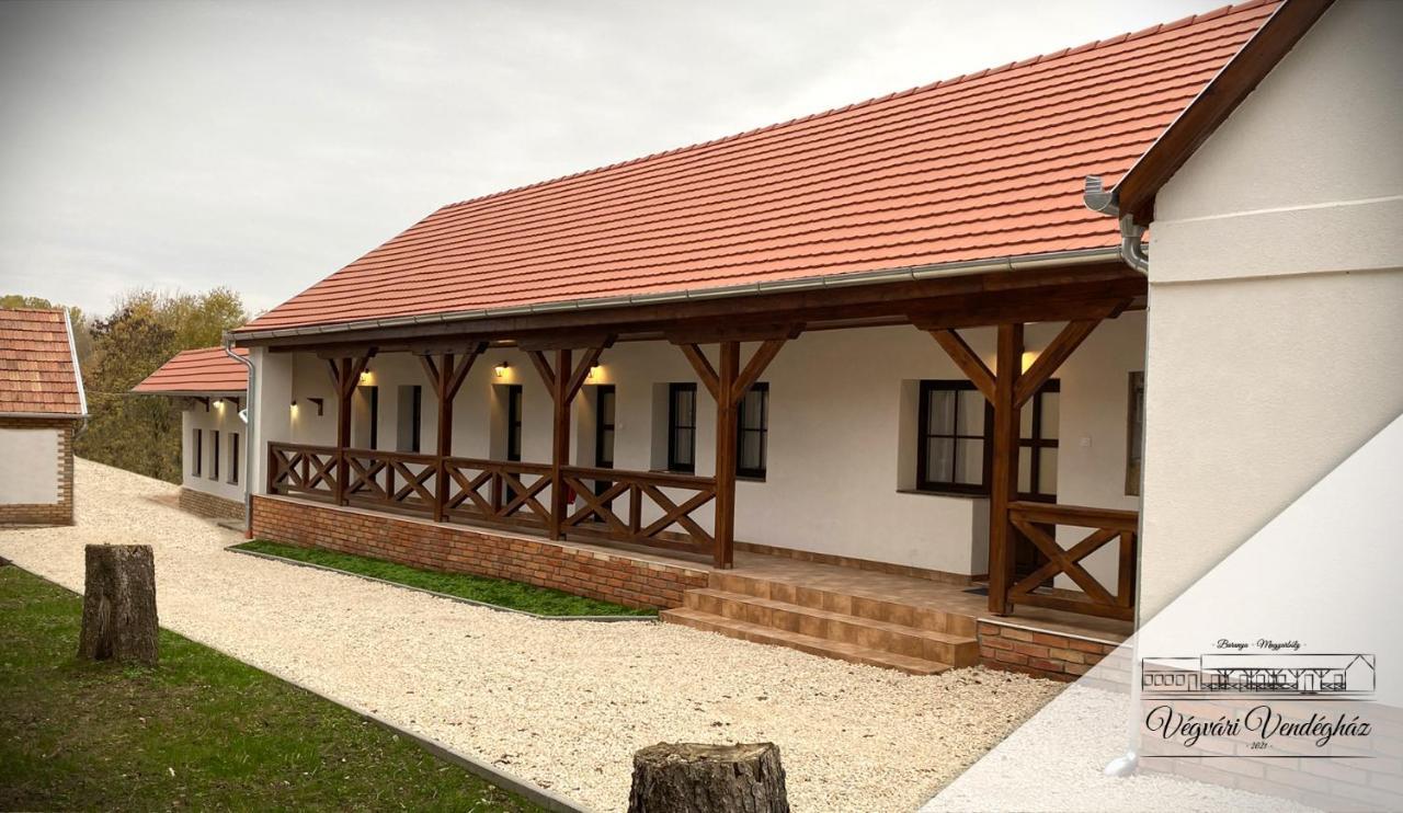 Vegvari Vendeghaz Magyarbóly Exterior foto