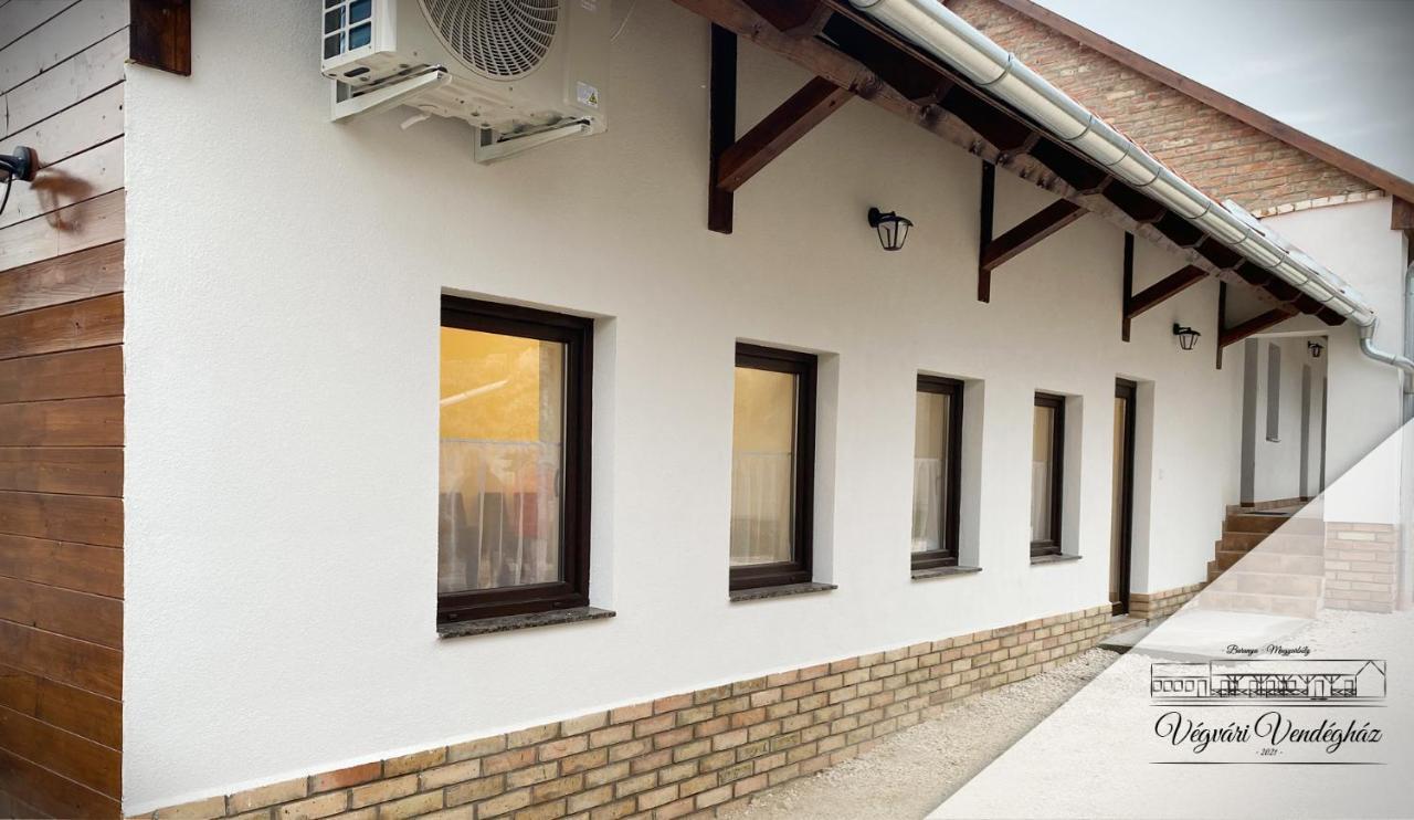 Vegvari Vendeghaz Magyarbóly Exterior foto