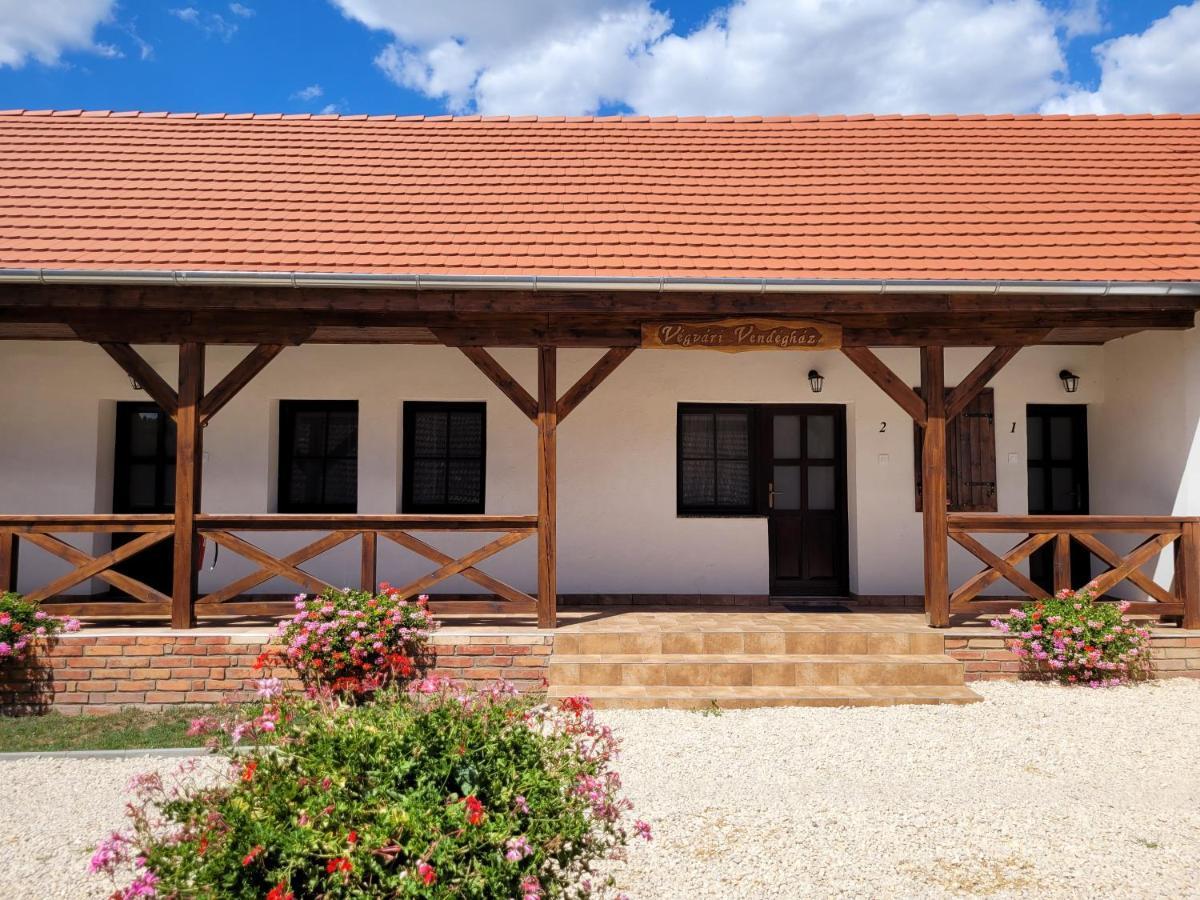 Vegvari Vendeghaz Magyarbóly Exterior foto
